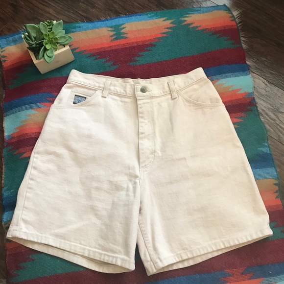 cream high waisted shorts